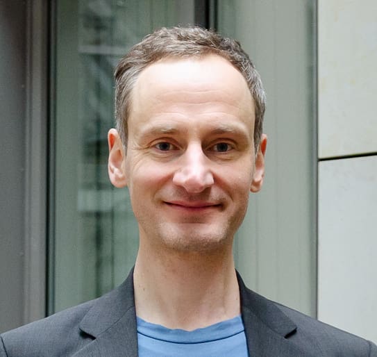 Portraitbild von Wolfram Schroff