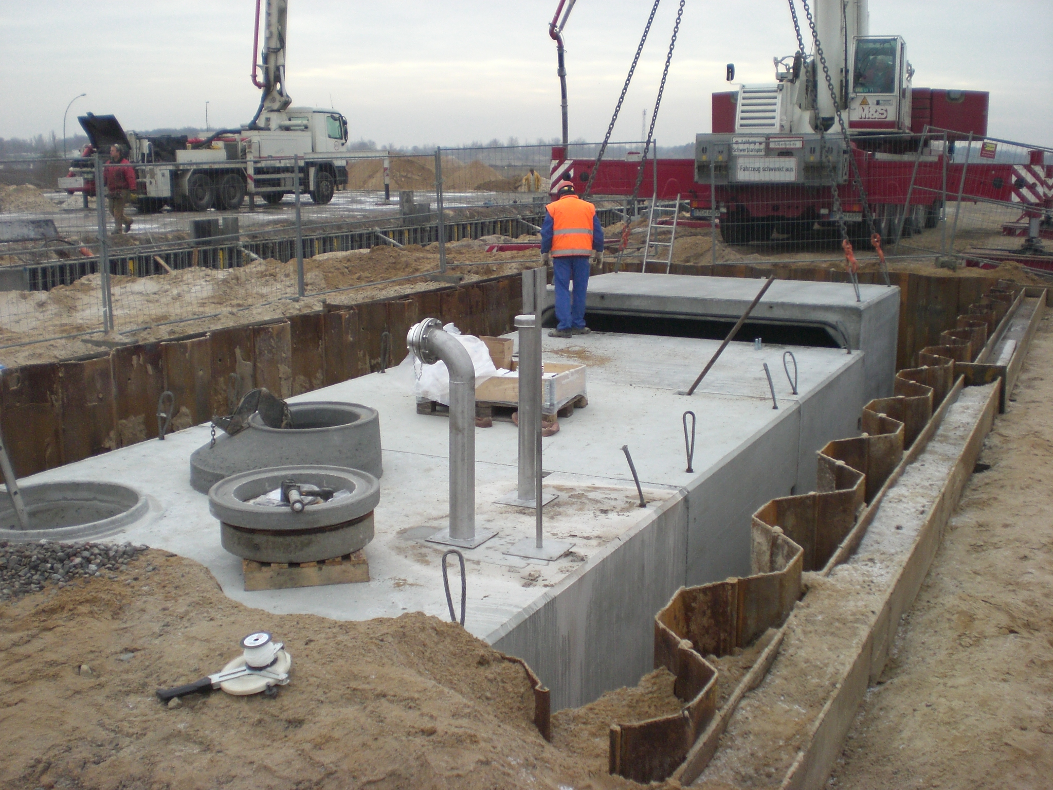 Einbau eines Löschwasserbehälters  LW 100m³