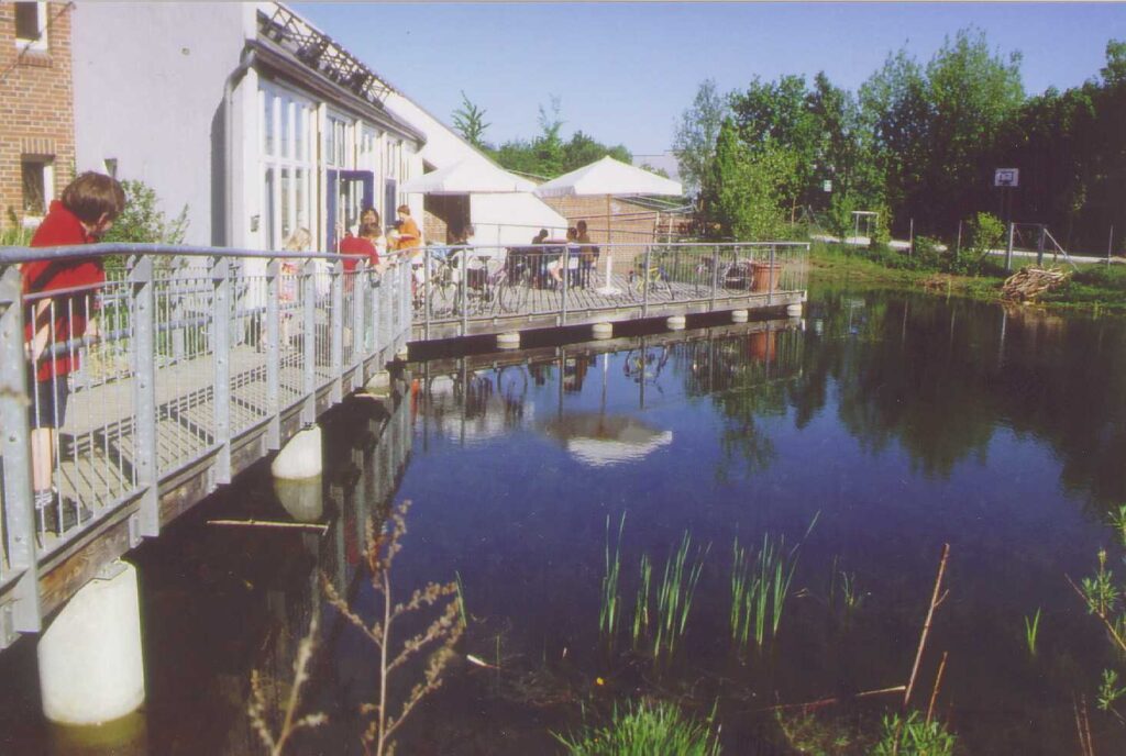 Regenrückhaltebecken