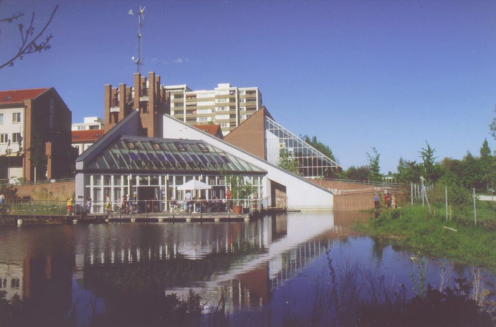 Regenrückhaltebecken