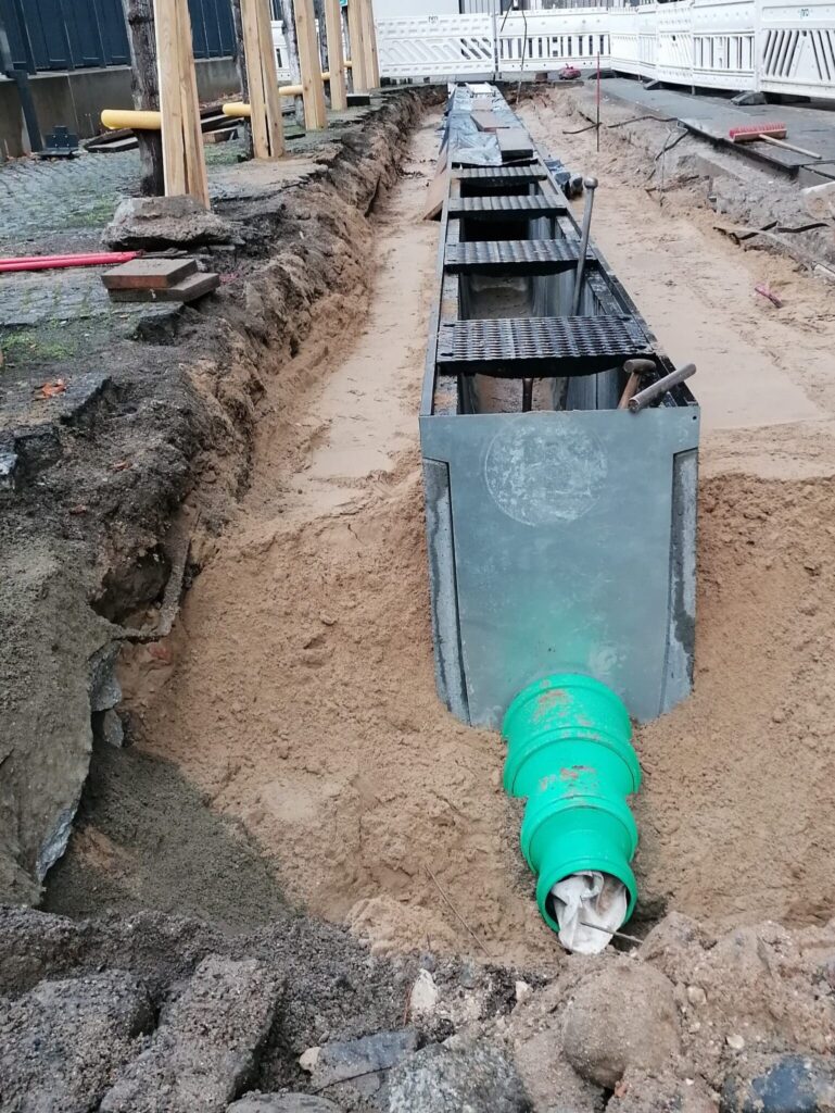 Retentionsrinne im Bau - Bundesliegenschaft