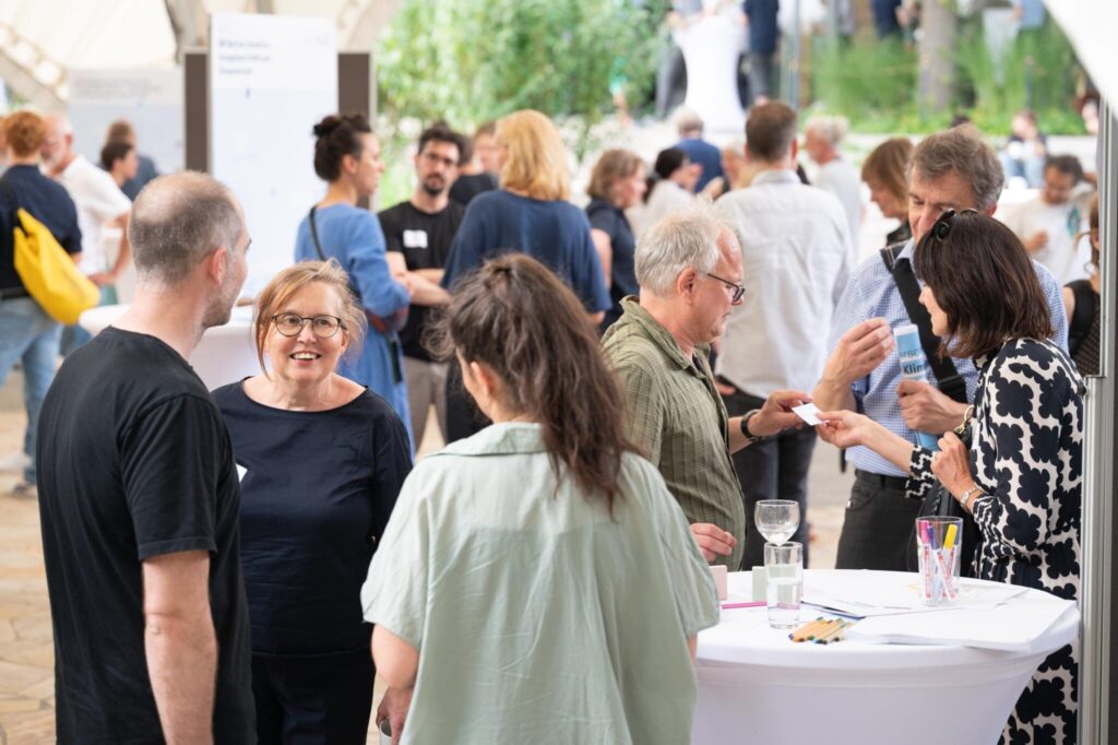 Menschen im Gespräch