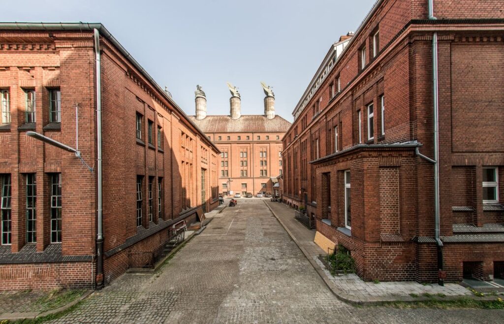 Gebäude des Gewerbestandorts Malzfabrik