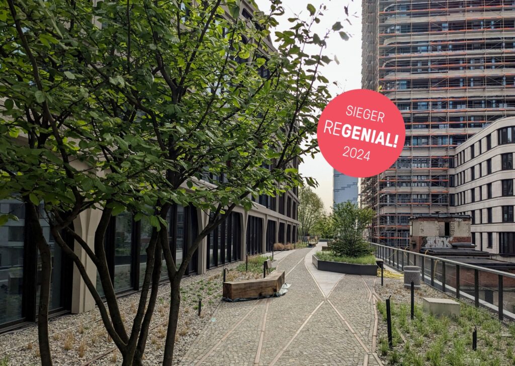 Die neugestalteten Terrassenflächen auf dem Viadukt kurz nach der Pflanzung + Regenial-Sieger-Badge